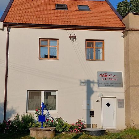 Apartmany U Tri Slunci Hroubovice Buitenkant foto